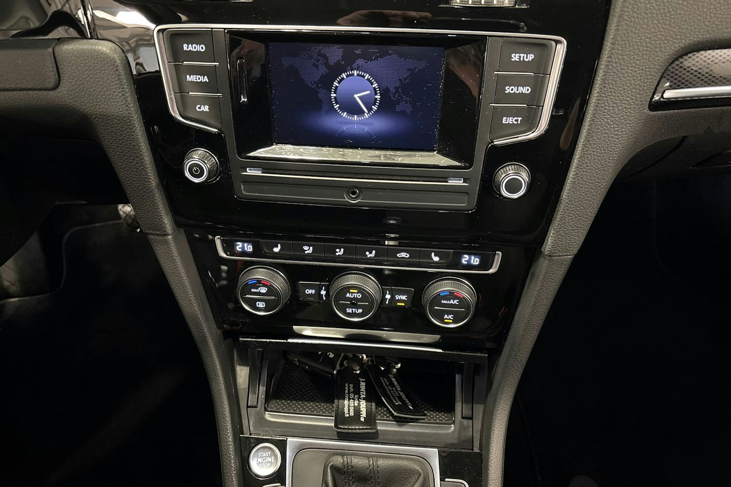 harmaa Volkswagen Golf 2014 kuva 20.