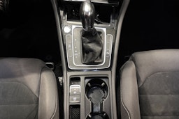 harmaa Volkswagen Golf 2014 kuva 21.