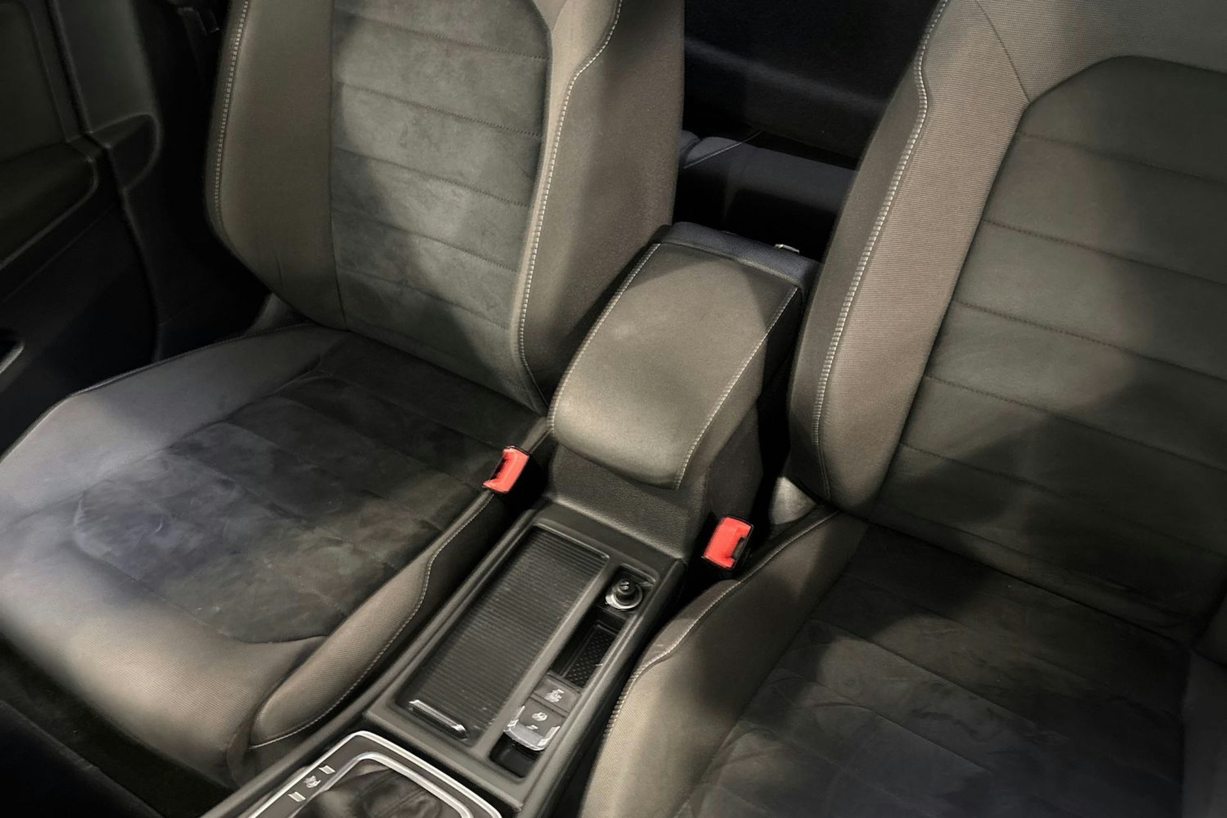 harmaa Volkswagen Golf 2014 kuva 22.