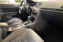 harmaa Volkswagen Golf 2014 kuva 23.