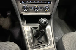 valkoinen Volkswagen Golf 2014 kuva 14.