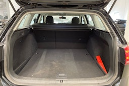 musta Volkswagen Golf 2014 kuva 11.