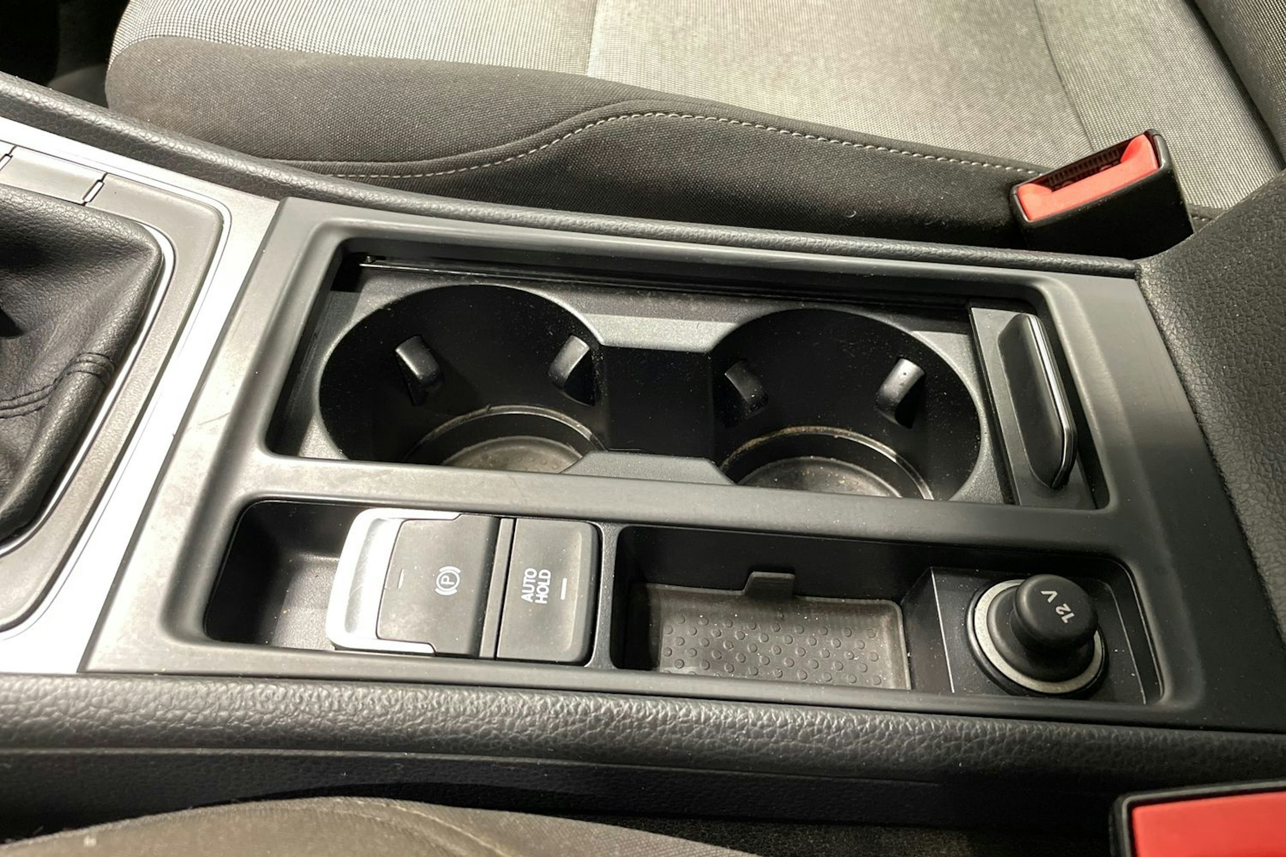 musta Volkswagen Golf 2014 kuva 15.