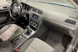 musta Volkswagen Golf 2014 kuva 19.