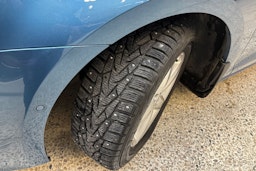 sininen Volkswagen Golf 2014 kuva 13.