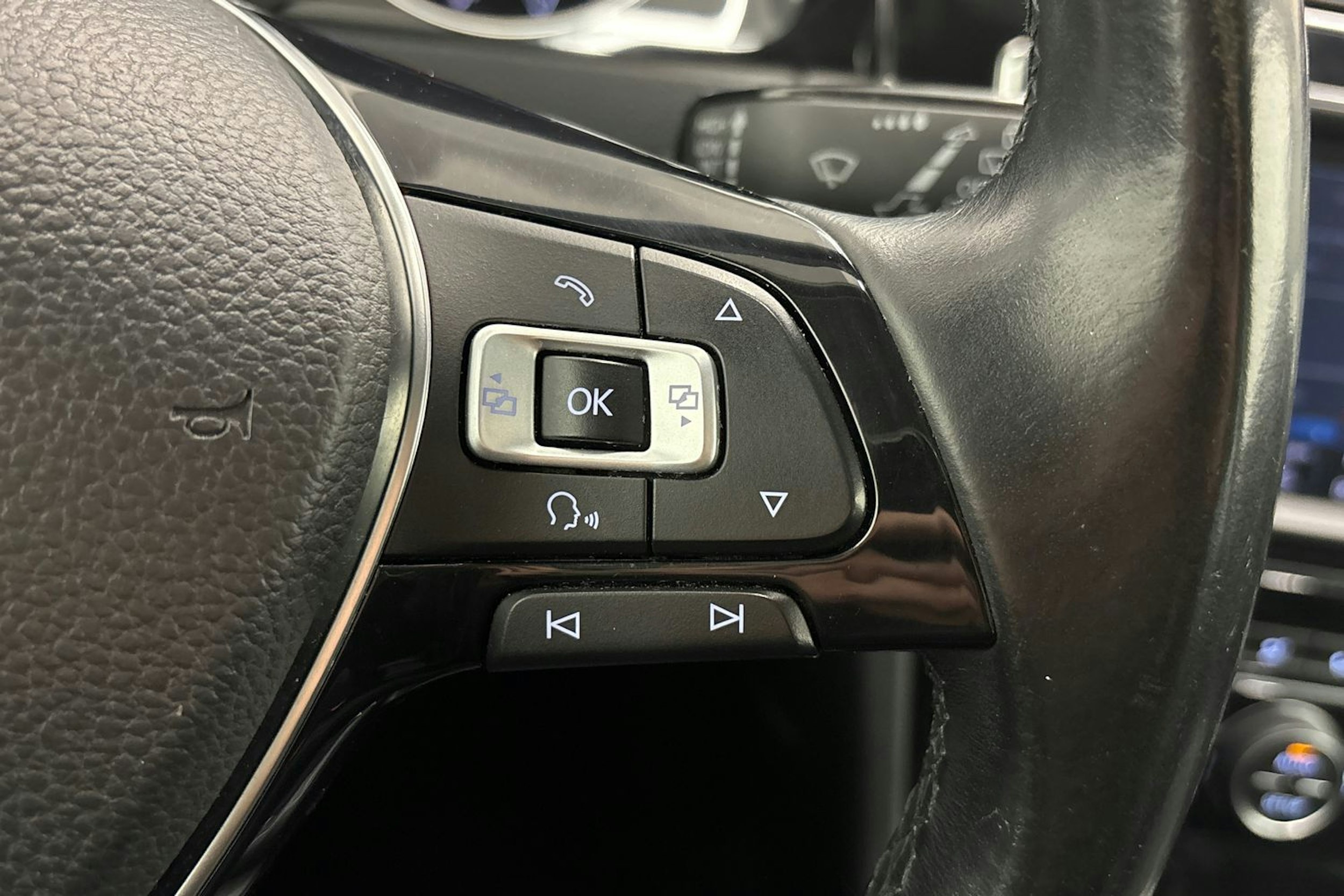 valkoinen Volkswagen Golf 2014 kuva 18.