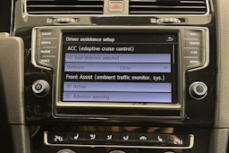 valkoinen Volkswagen Golf 2014 kuva 21.