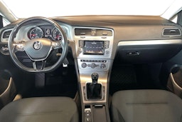 Punainen Volkswagen GOLF 2014 kuva 9.