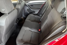 Punainen Volkswagen GOLF 2014 kuva 10.