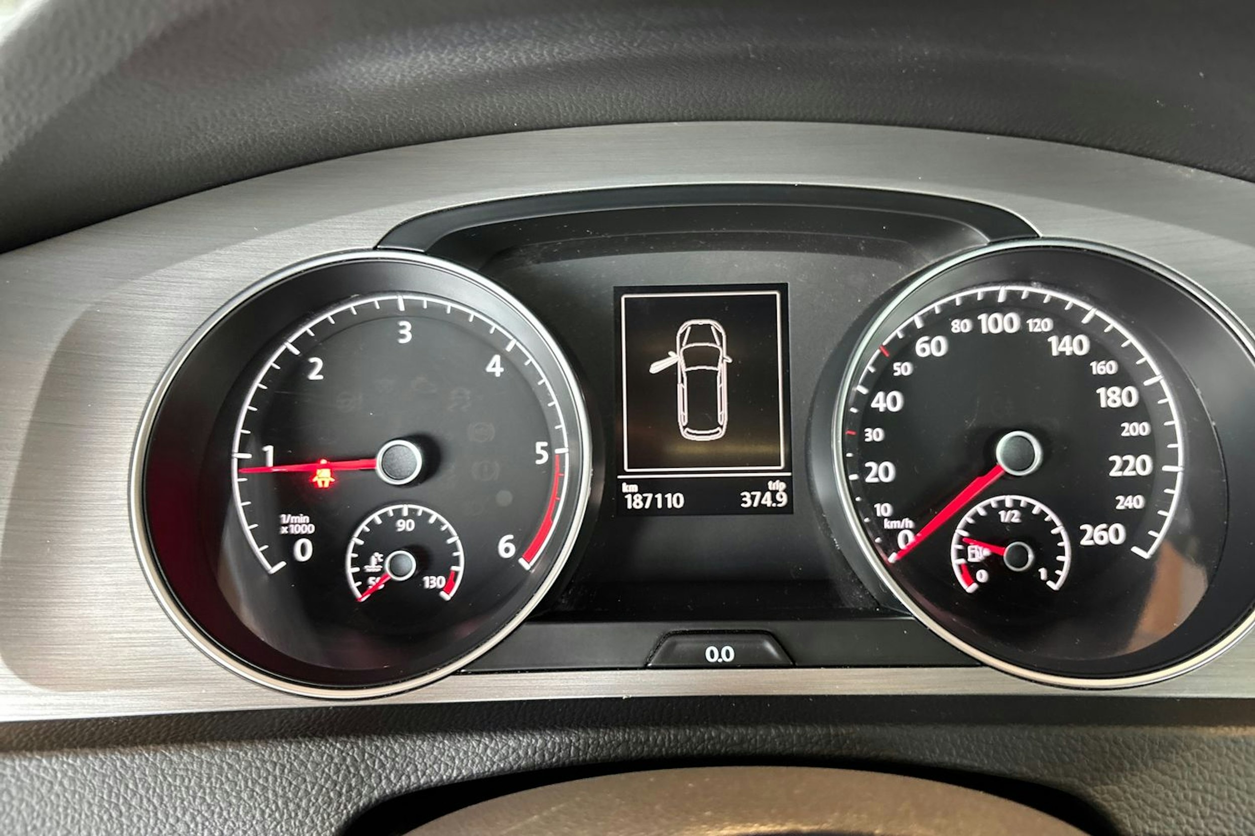 Punainen Volkswagen GOLF 2014 kuva 14.
