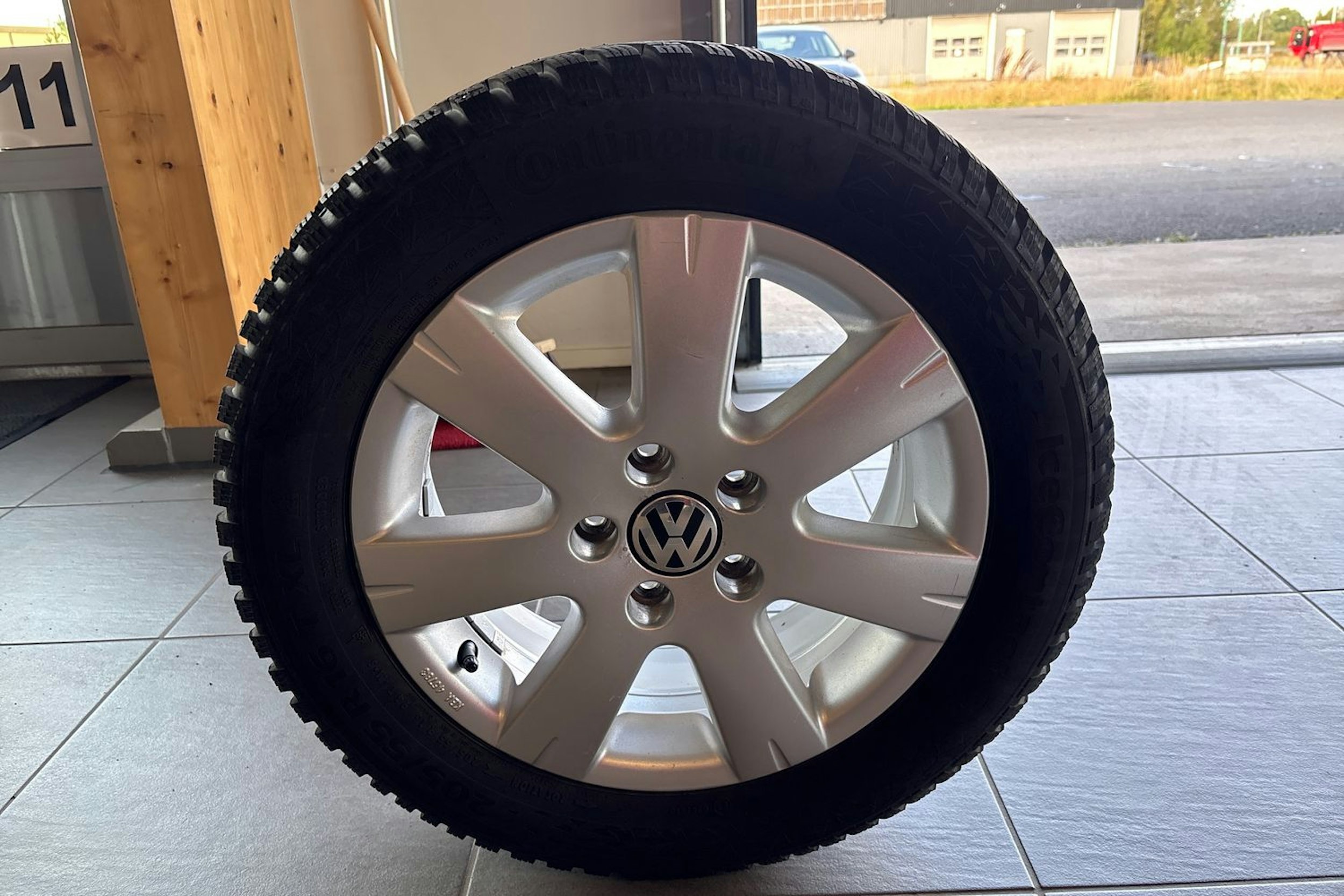 Punainen Volkswagen GOLF 2014 kuva 19.