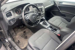 musta Volkswagen Golf 2014 kuva 3.