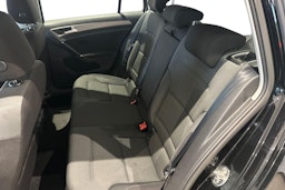 musta Volkswagen Golf 2014 kuva 8.
