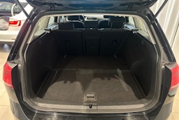 musta Volkswagen Golf 2014 kuva 11.