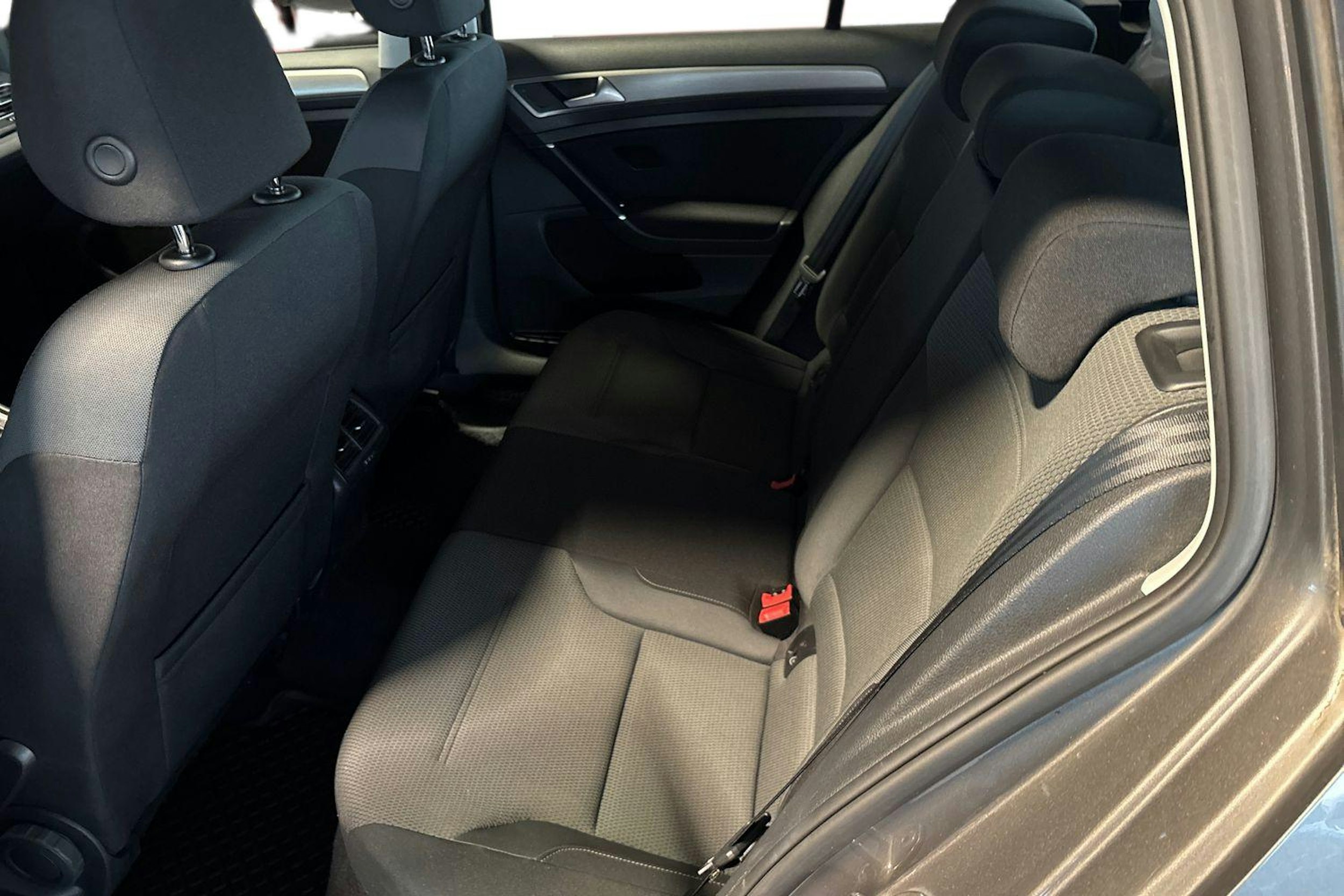 Harmaa Volkswagen GOLF 2014 kuva 8.