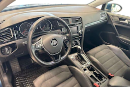 Sininen Volkswagen GOLF 2014 kuva 8.