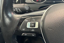 Sininen Volkswagen GOLF 2014 kuva 18.
