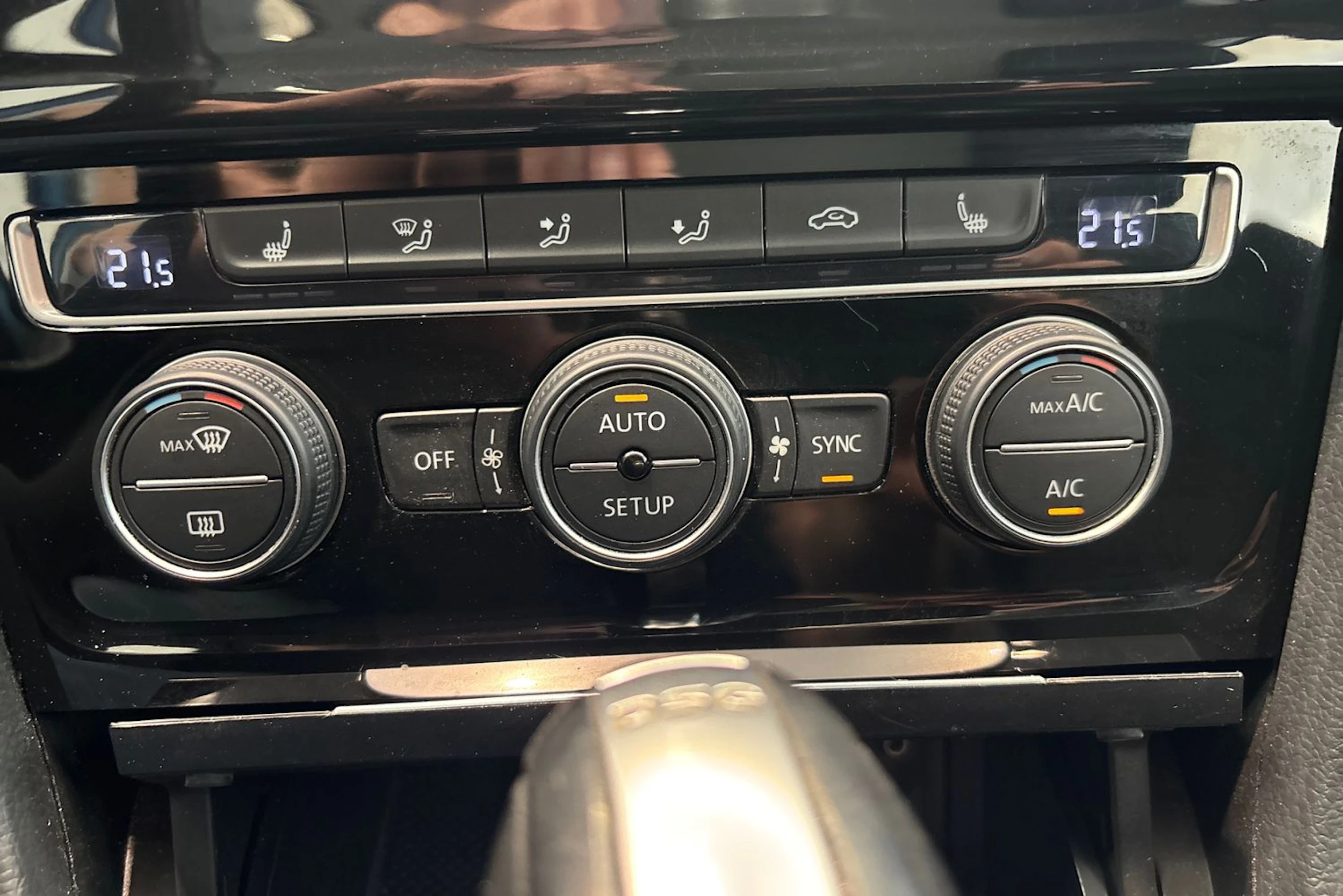 Sininen Volkswagen GOLF 2014 kuva 20.