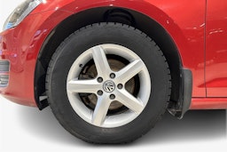 punainen Volkswagen Golf 2015 kuva 11.