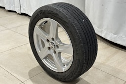 punainen Volkswagen Golf 2015 kuva 14.