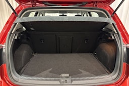 punainen Volkswagen Golf 2015 kuva 15.