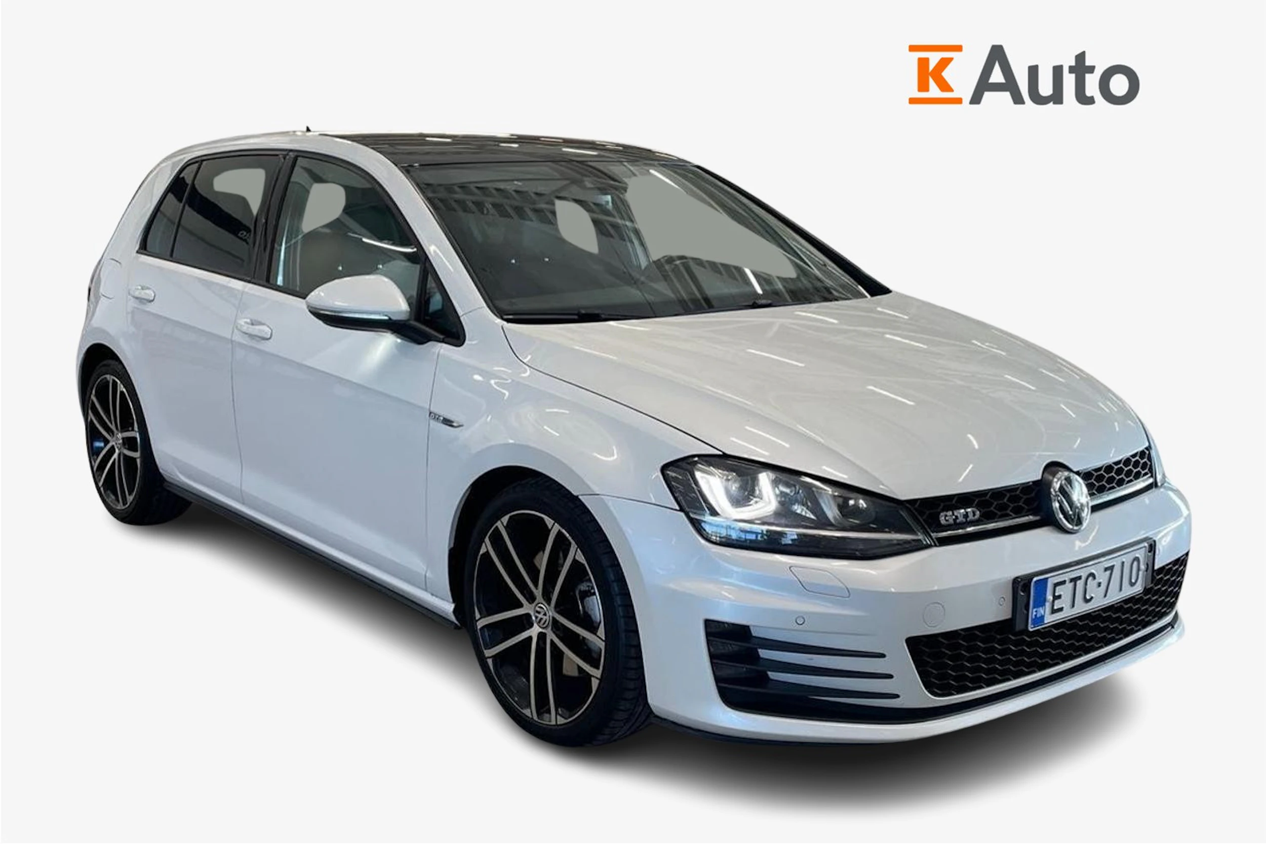 valkoinen Volkswagen Golf 2014 kuva 1.