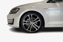 valkoinen Volkswagen Golf 2014 kuva 9.