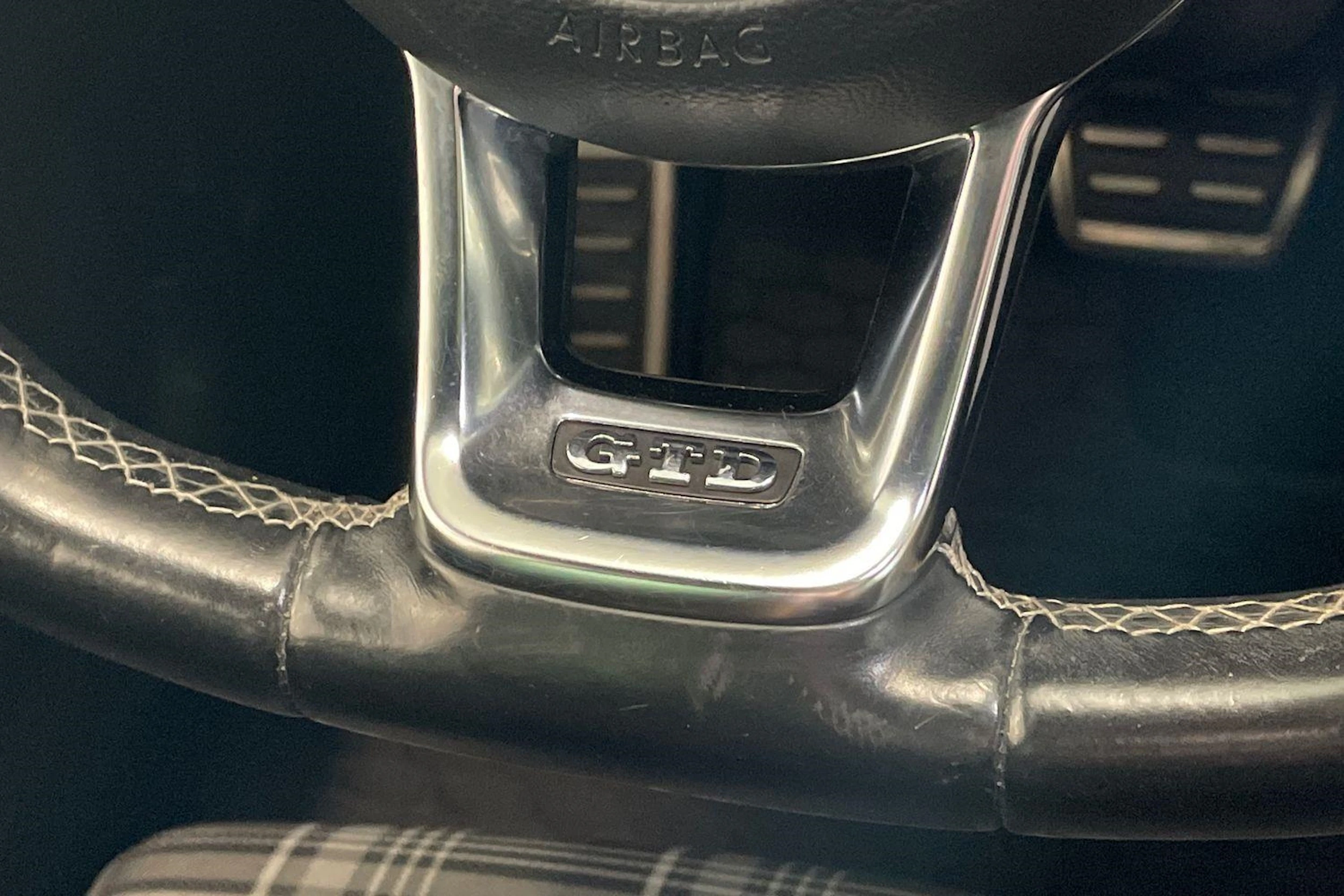 valkoinen Volkswagen Golf 2014 kuva 13.