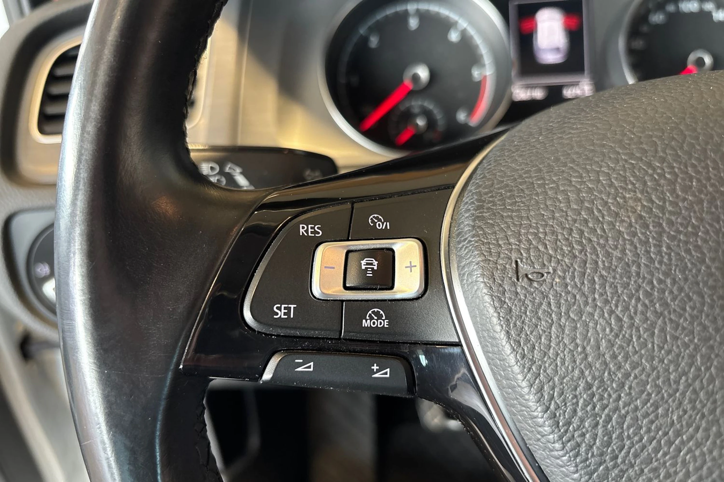 hopea Volkswagen Golf 2014 kuva 18.