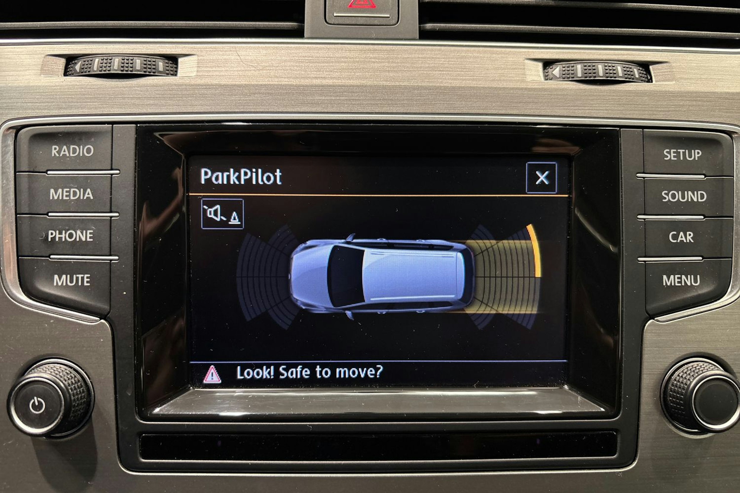 sininen Volkswagen Golf 2014 kuva 23.