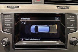 sininen Volkswagen Golf 2014 kuva 23.