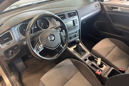 harmaa Volkswagen Golf 2014 kuva 6.