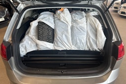 harmaa Volkswagen Golf 2014 kuva 16.
