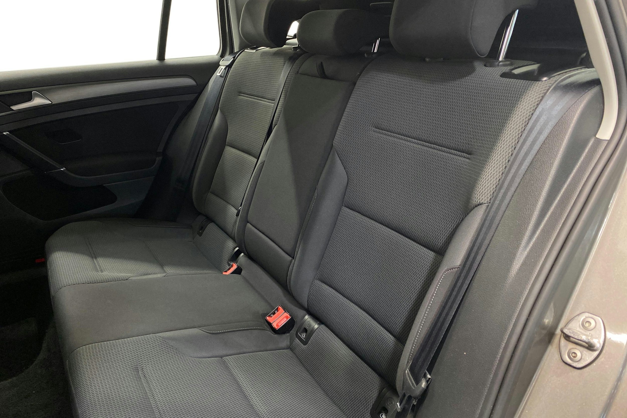 harmaa Volkswagen Golf 2014 kuva 10.