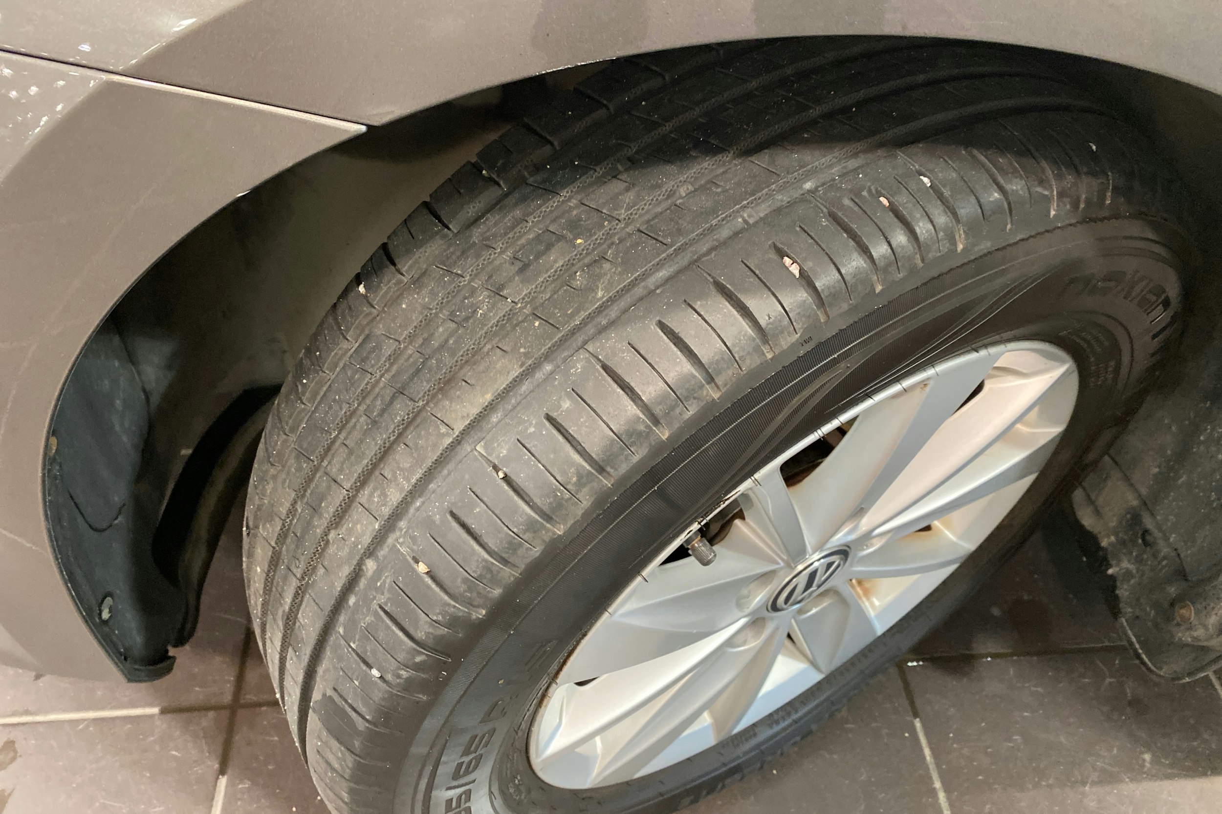 harmaa Volkswagen Golf 2014 kuva 14.