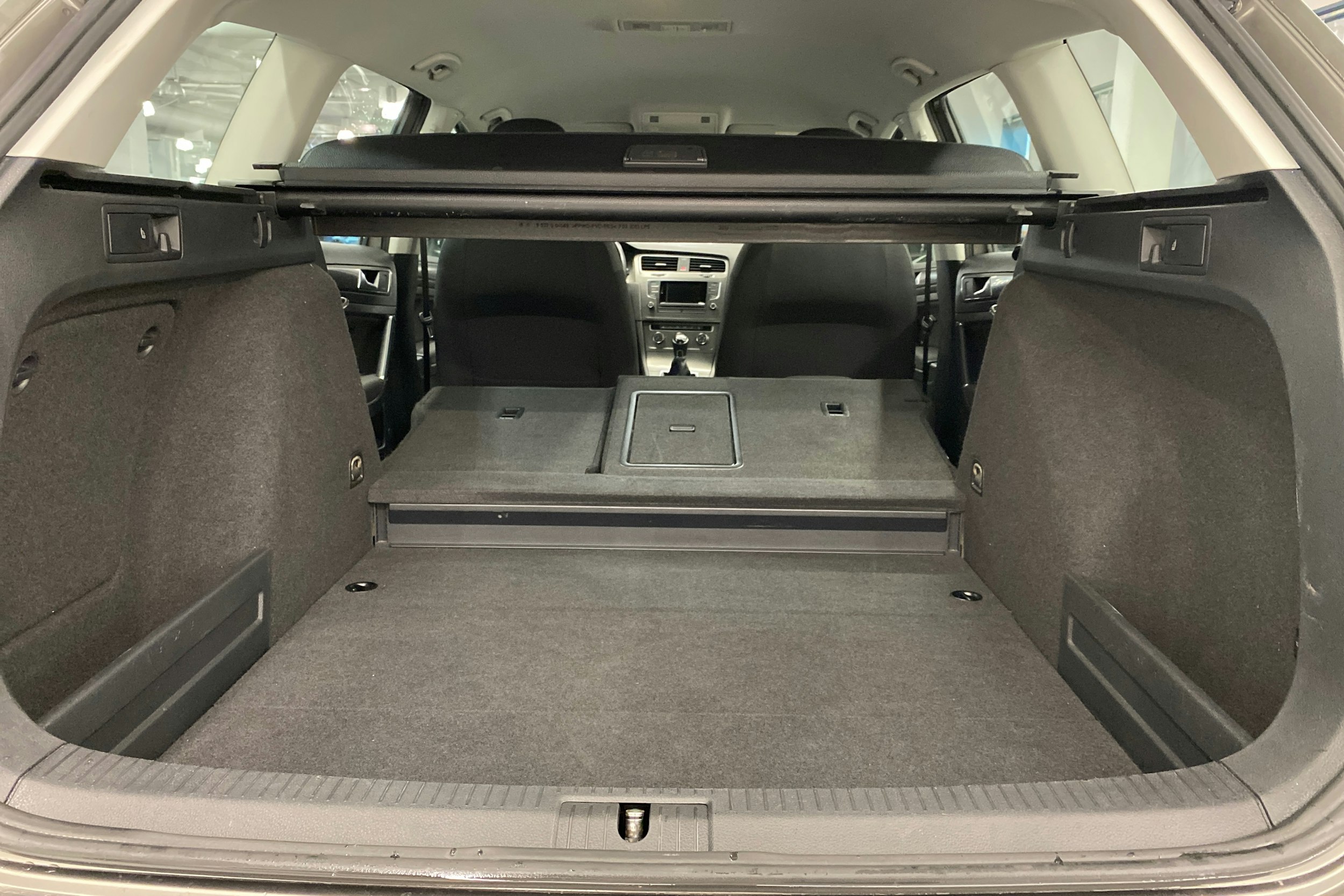 harmaa Volkswagen Golf 2014 kuva 28.