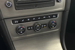 Harmaa Volkswagen GOLF 2014 kuva 22.