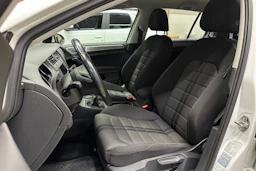 valkoinen Volkswagen Golf 2014 kuva 15.