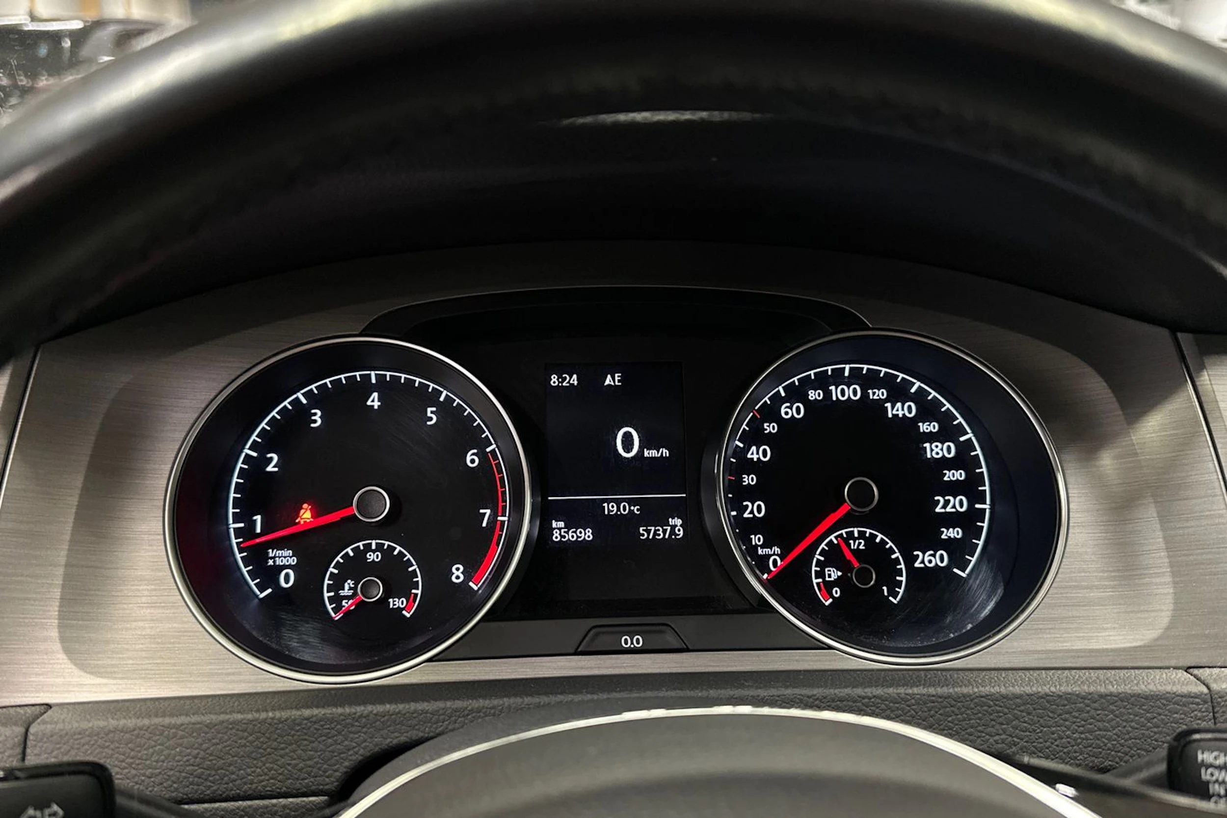 valkoinen Volkswagen Golf 2014 kuva 22.