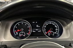 valkoinen Volkswagen Golf 2014 kuva 22.