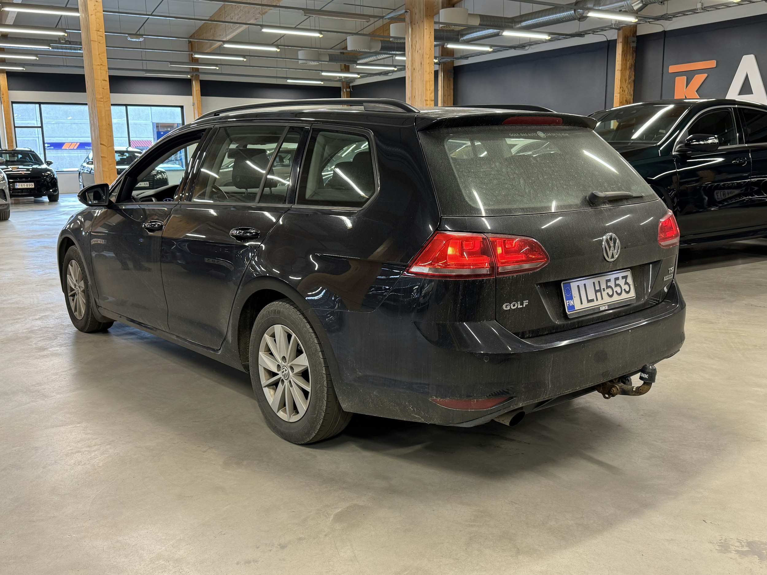 musta Volkswagen Golf 2014 kuva 2.