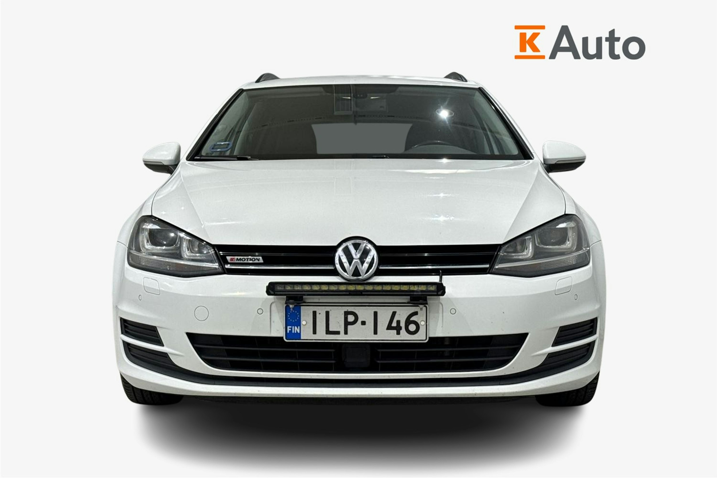 valkoinen Volkswagen Golf 2014 kuva 5.