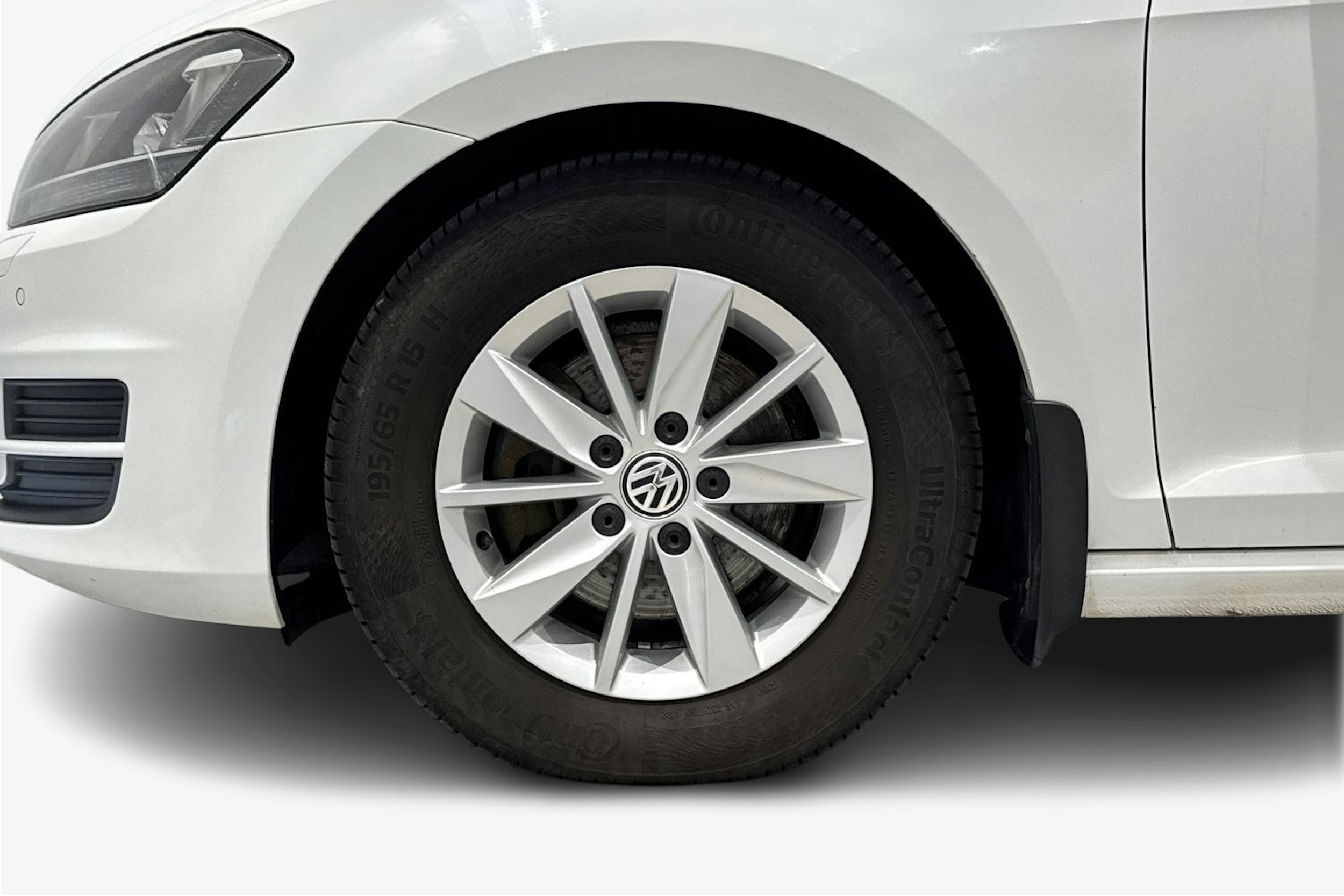 valkoinen Volkswagen Golf 2014 kuva 11.