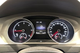 valkoinen Volkswagen Golf 2014 kuva 16.