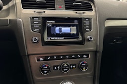 valkoinen Volkswagen Golf 2014 kuva 19.