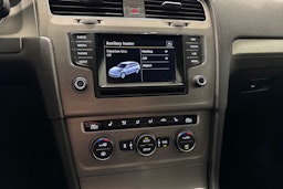 valkoinen Volkswagen Golf 2014 kuva 20.