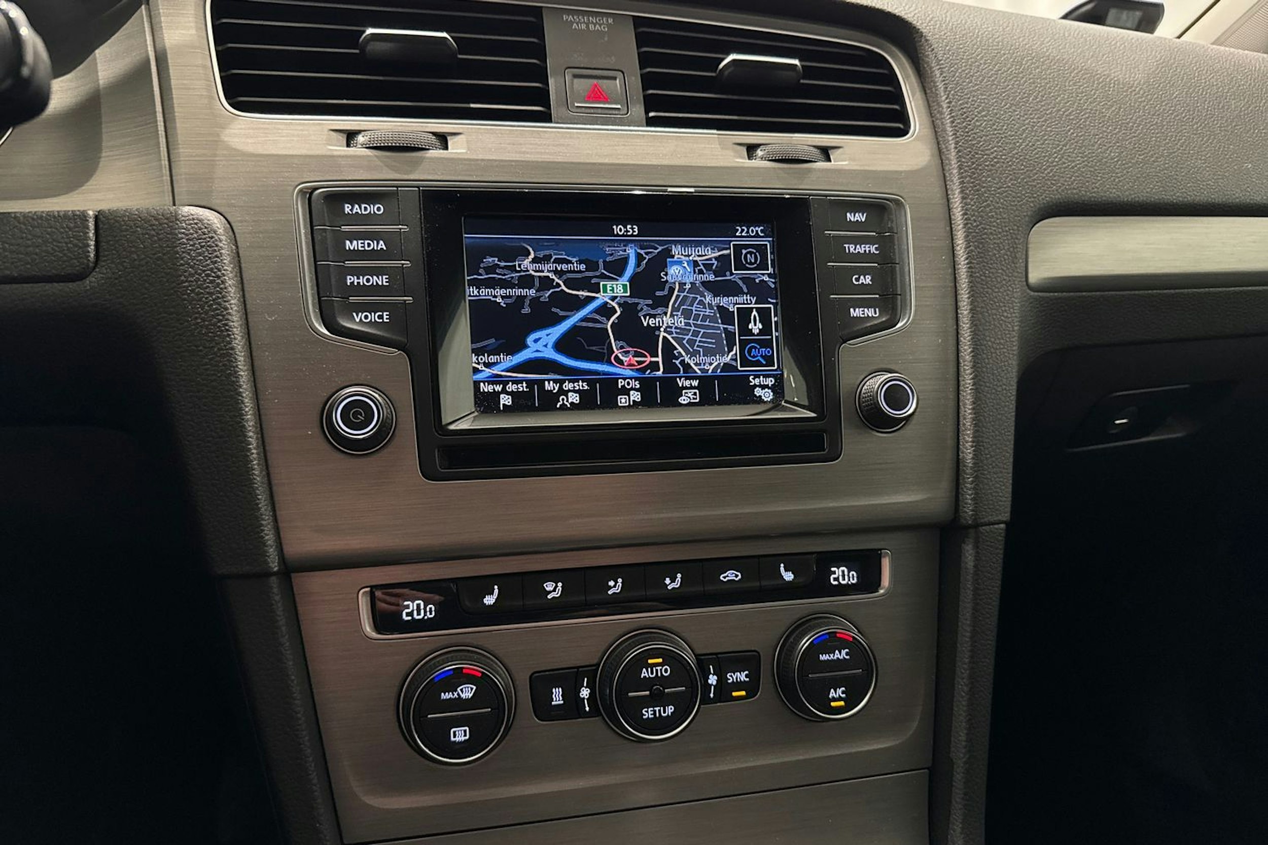 valkoinen Volkswagen Golf 2014 kuva 21.