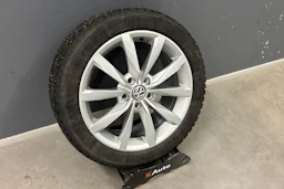 harmaa Volkswagen Golf 2014 kuva 10.