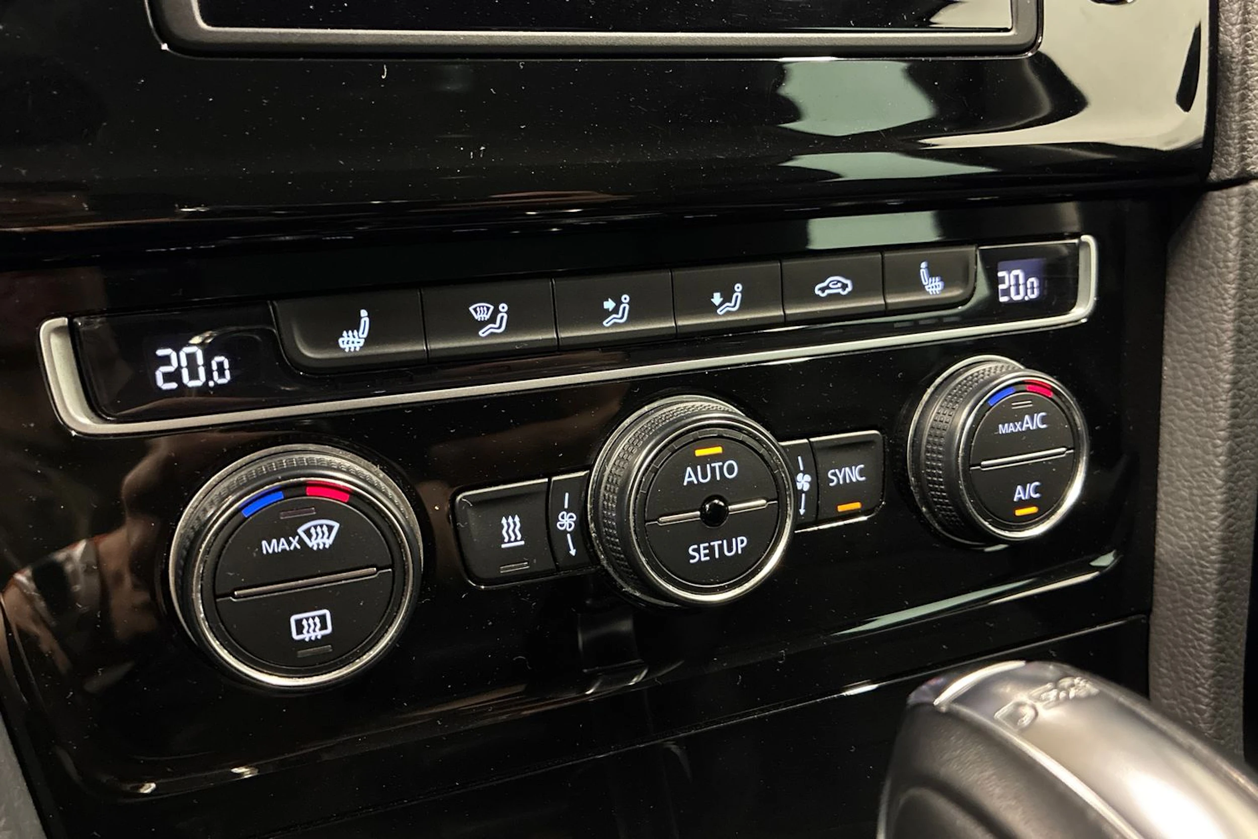 harmaa Volkswagen Golf 2014 kuva 19.