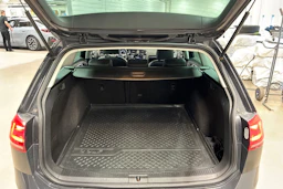 harmaa Volkswagen Golf 2014 kuva 25.